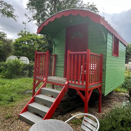 Une Bouteille Au Canal Dieupentale Bagian luar foto